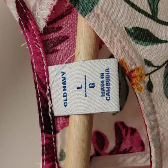 Floral Old Navy Top - Picture 3 of 3